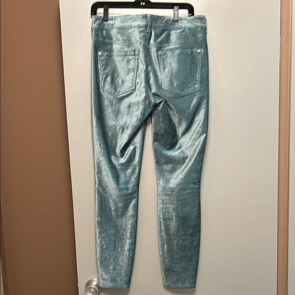 Stylish Metallic Blue Women's Jeans - Picture 3 of 4